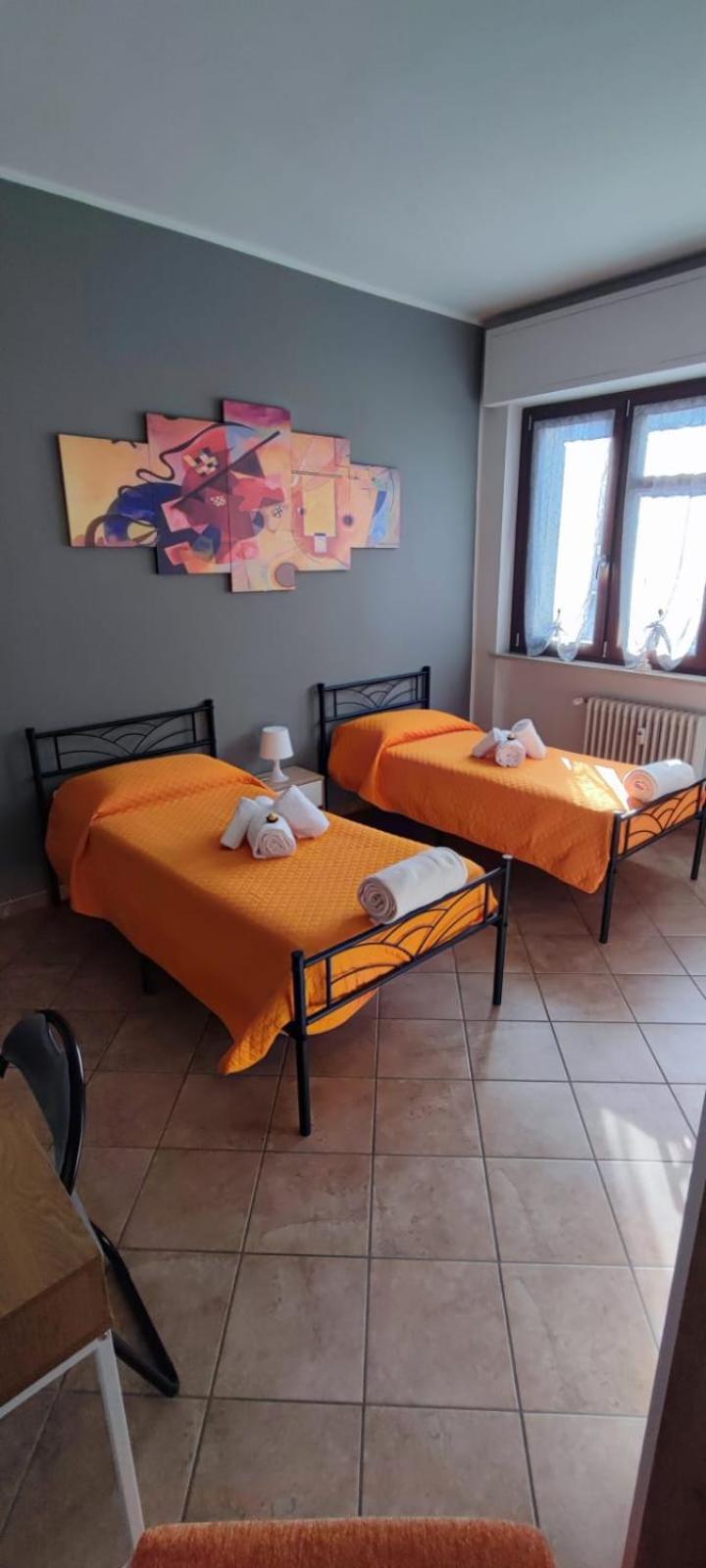 L'Orchidhea Apartment Savigliano Dış mekan fotoğraf