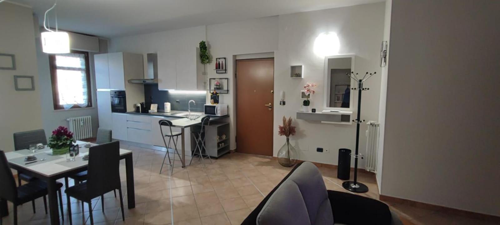 L'Orchidhea Apartment Savigliano Dış mekan fotoğraf